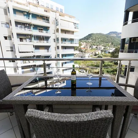 Oslo 4 With Private Parking * Vlorë